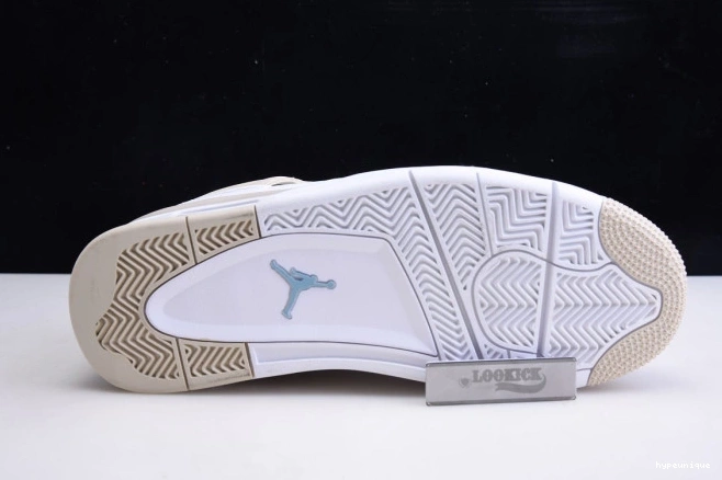 HYPE Sand 2017 487724-118 Retro 4 Jordan 0810